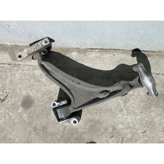 Lower control arm right VOLVO S90 2016+ 