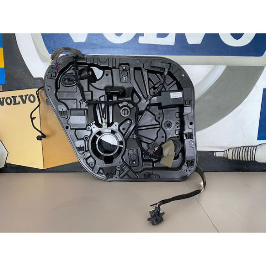 Macara usa spate stanga Volvo XC90 2015-2020 31349764 Macara usa spate stanga Volvo XC90 2015-2020 31349764