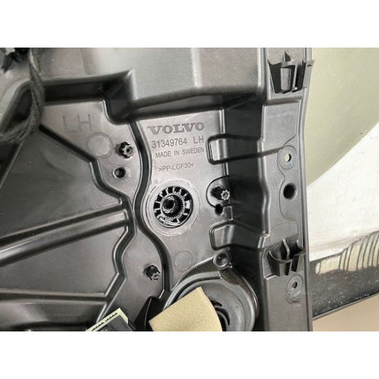 Macara usa spate stanga Volvo XC90 2015-2020 31349764 Macara usa spate stanga Volvo XC90 2015-2020 31349764