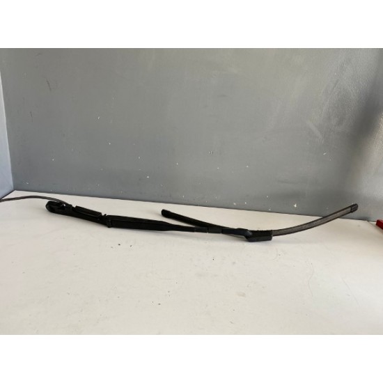 Brat stergator stanga Volvo XC60 2018+ W000071208 31416839