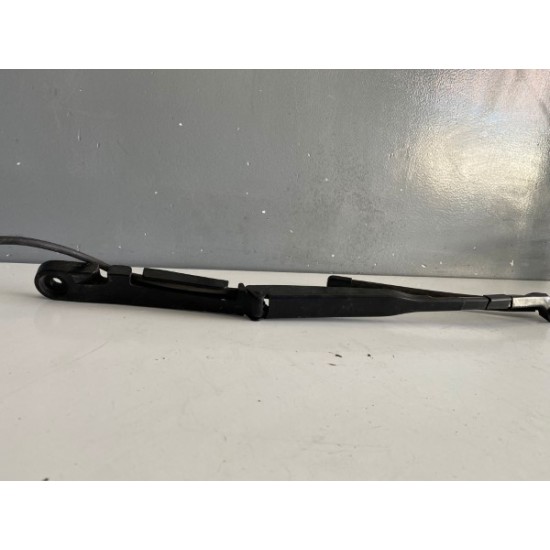 Brat stergator stanga Volvo XC60 2018+ W000071208 31416839