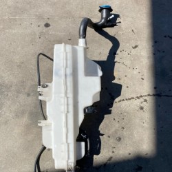 Windshield washer fluid reservoir Volvo XC60 2018+ 31699968 31416914 31416916