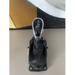 Schimbator viteze cutie automata VOLVO V60 D6 HYBRID 2014+ 31437815