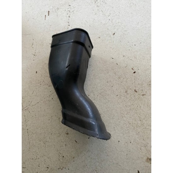 Air fiter air hose VOLVO V90 2019 31370264 31338740 Air fiter air hose VOLVO V90 2019 31370264 31338740