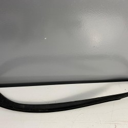 Sealing strip left rear C pillar VOLVO V90 2019 32274033