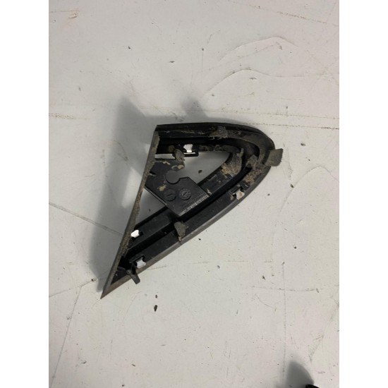 Ornament aripa dreapta crom VOLVO V90 31416474 