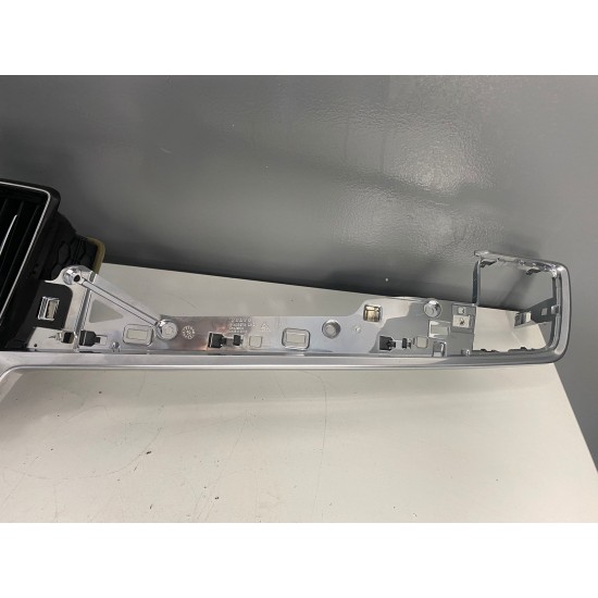 Chrome trim air vent with ilumination S90 V90 31403974 31417211 31389468 31417207 31389466 31366589