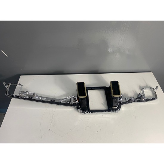 Chrome trim air vent with ilumination S90 V90 31403974 31417211 31389468 31417207 31389466 31366589 Chrome trim air vent with ilumination S90 V90 31403974 31417211 31389468 31417207 31389466 31366589