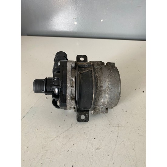 Pompa apa VOLVO V60 D6 HYBRID 2014+ 31293979