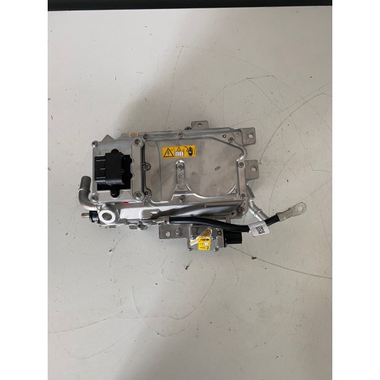 Invertor Volvo V60 D6 Hybrid 2014-2018 31407201 36011384 31376872 36002939 Invertor Volvo V60 D6 Hybrid 2014-2018 31407201 36011384 31376872 36002939