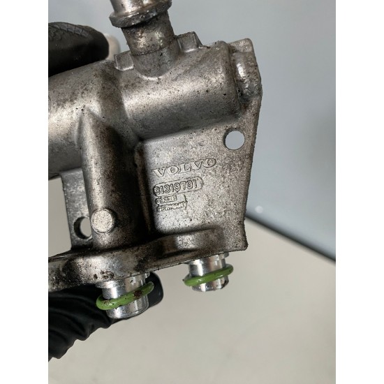 Gearbox Thermostat Aluminum Pipe Joint Volvo S60 S80 V60 V60CC X60 XC70 31319791
