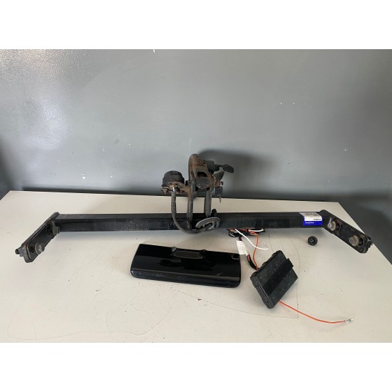 Carlig demontabil cu instalatie si modul VOLVO S60 V60 31359557 31218693 31373185 31399575 Carlig demontabil cu instalatie si modul VOLVO S60 V60 31359557 31218693 31373185 31399575
