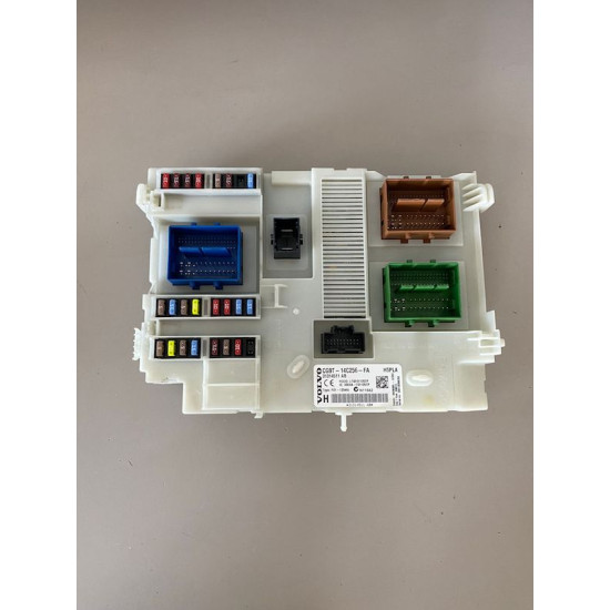 CEM Fuse box Volvo XC60 S60 V60 2009-2018 31314511 CG9T-14C256-FA