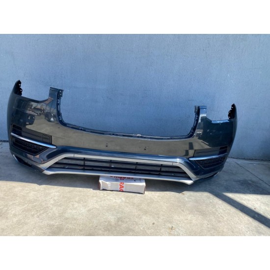 Bara fata completa fara gauri de spalator Volvo XC90 2015-2020 31353362 31353383 Bara fata completa fara gauri de spalator Volvo XC90 2015-2020 31353362 31353383