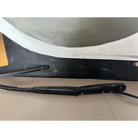 Front left wiper arm electric with heating Volvo XC60 W000071208, 31416839