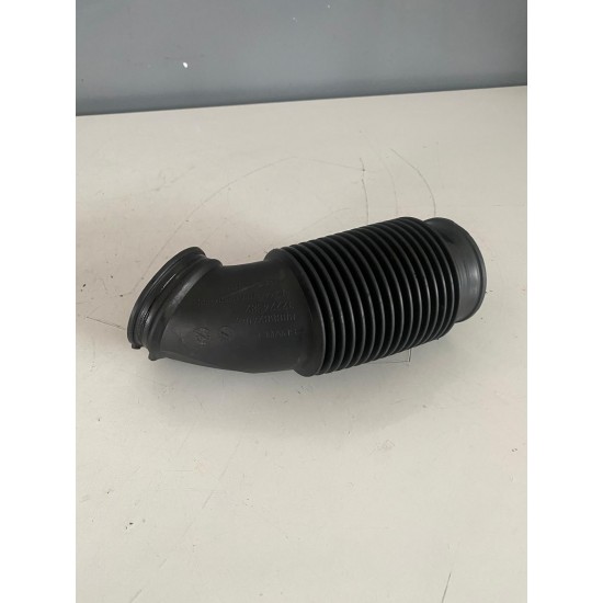 Furtun admisie Volvo XC40 2019 32224382 Furtun admisie Volvo XC40 2019 32224382