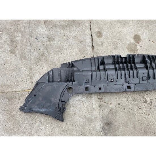 Scut bara fata VOLVO XC40 2019 31449349 Scut bara fata VOLVO XC40 2019 31449349