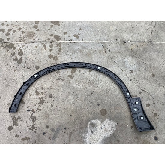 Bandou overfender dreapta fata VOLVO XC40 2019 31448345 31448325