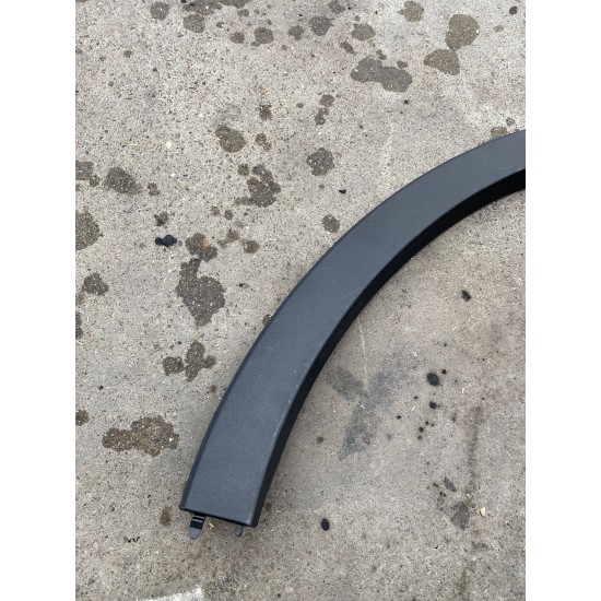 Bandou overfender aripa dreapta spate Volvo XC40 2019 31448329