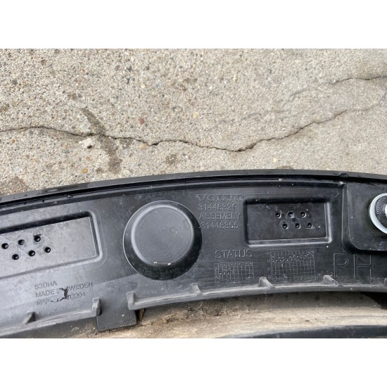 Bandou overfender aripa dreapta spate Volvo XC40 2019 31448329 Bandou overfender aripa dreapta spate Volvo XC40 2019 31448329
