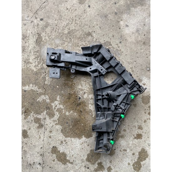 Suport Stanga Bara Spate Volvo XC40 2019 32227484 Suport Stanga Bara Spate Volvo XC40 2019 32227484