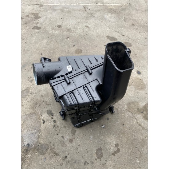 Carcasa filtru aer VOLVO XC40 2019 32222663