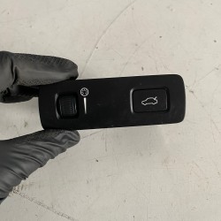 Boot/light switch button Volvo XC90 V90 S90 V90CC XC60 XC40 31443873 31376510