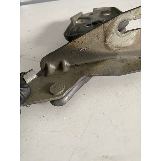 Balama capota stanga VOLVO XC40 2018+ 31356752