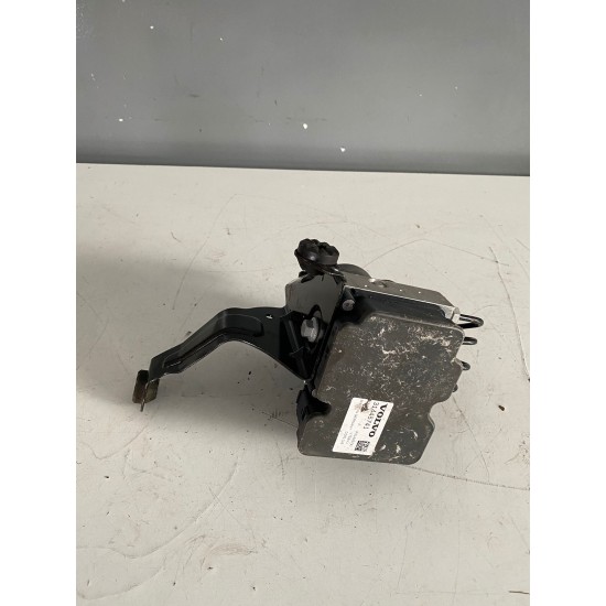 Pompa ABS Volvo XC40 2019 31445741 Pompa ABS Volvo XC40 2019 31445741
