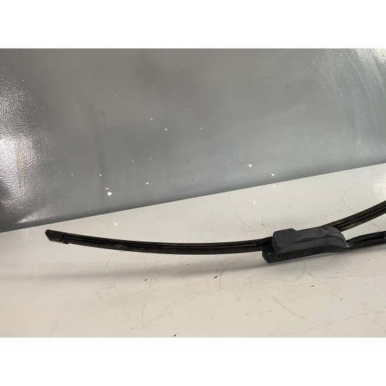 Brat stergator stanga fata Volvo XC40 2018+ 31457315