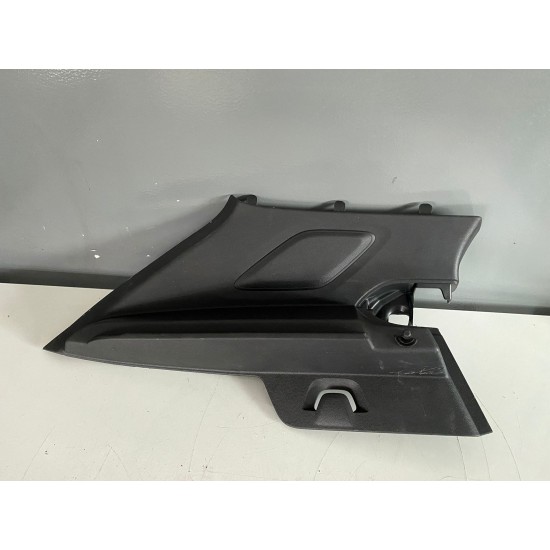 Ornament stalp stanga spate sus VOLVO XC40 2018+ 32244154 32244156