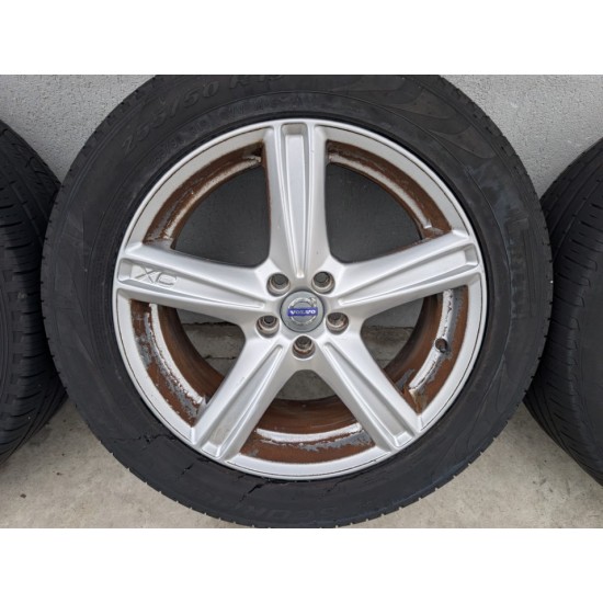 Jante VULCANIS 19" Volvo XC90 XC70 anvelope 255/50 R19 Pirelli 30635721 / 30635722 Jante VULCANIS 19" Volvo XC90 XC70 anvelope 255/50 R19 Pirelli 30635721 / 30635722