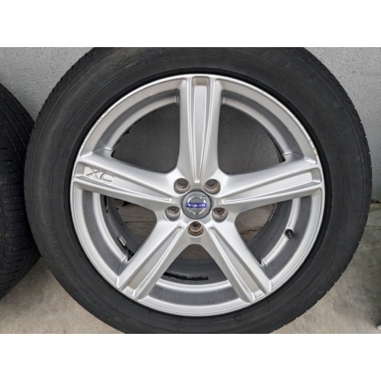 Jante VULCANIS 19" Volvo XC90 XC70 anvelope 255/50 R19 Pirelli 30635721 / 30635722 Jante VULCANIS 19" Volvo XC90 XC70 anvelope 255/50 R19 Pirelli 30635721 / 30635722