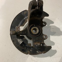 Steering knuckle front axle left VOLVO V50 C30 3M51-3K171 30760282