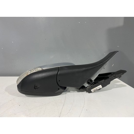 Right rearview mirror manually retractable 6 wires VOLVO C30 2010 30799943 