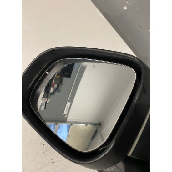 Left rearview mirror manualy retractable 8 wires VOLVO C30 2010 30799940