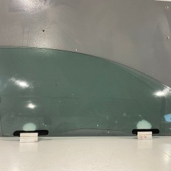 Geam dreapta fata dublu laminat Volvo C30 2007-2010 31386660