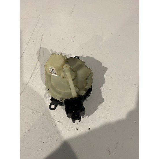 Contact Volvo V50 C30 S40 31300585 30659837