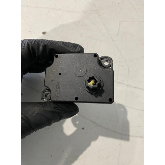 Motoras recirculare aeroterma Volvo S40 V50 C30 V40 4N5H-19E616-6652A 30733779