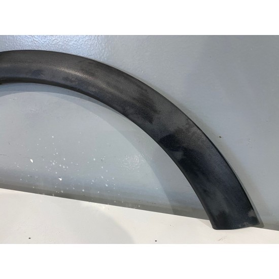  Rear Right Fender Molding Trim Volvo C30 30744045 31283137