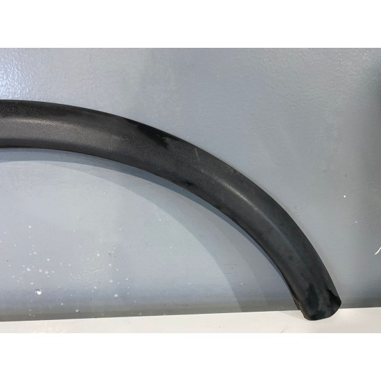Bandou Ornament Aripa Stanga Spate Volvo C30 30744044 31283136 