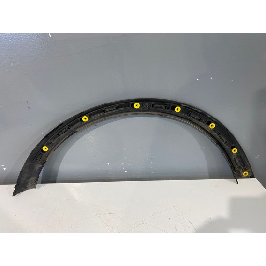 Front right wheel arch liner overfender VOLVO C30 2008-2013 30744043 31283125 Front right wheel arch liner overfender VOLVO C30 2008-2013 30744043 31283125