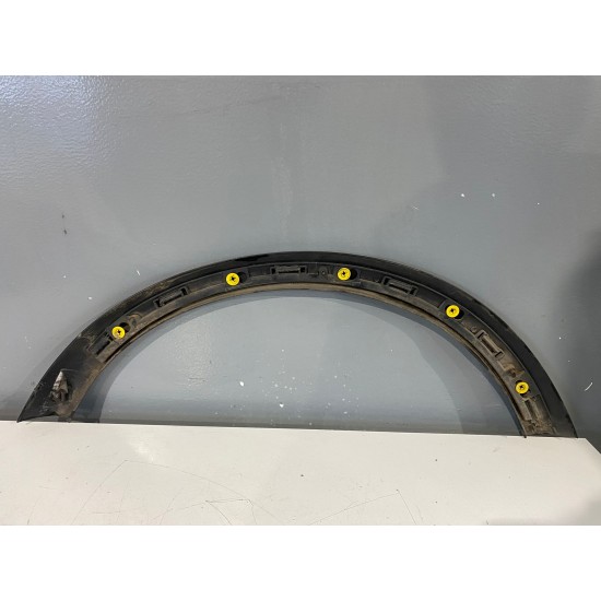 Bandou Ornament Aripa Stanga Spate Volvo C30 30744044 31283136 