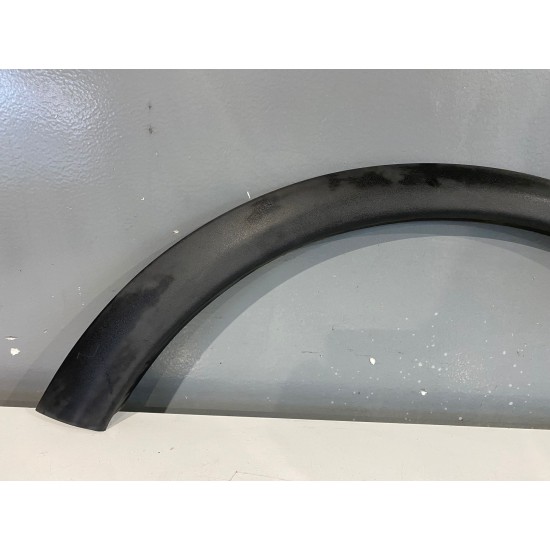 Bandou Ornament Aripa Stanga Spate Volvo C30 30744044 31283136 