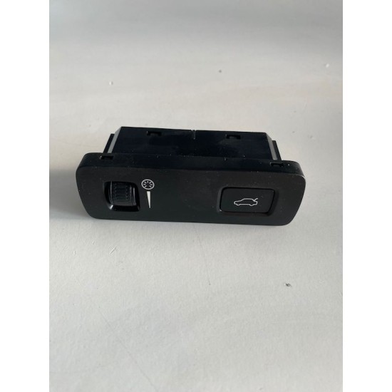 Buton lumini VOLVO XC60 S60 V60 S90 V90 2018+ 31443873