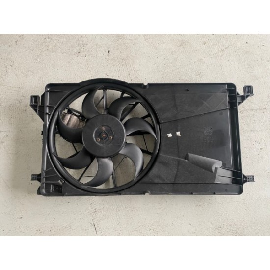 Ventilator Volvo V50 S40 31261989 3M5H-8C607-RE