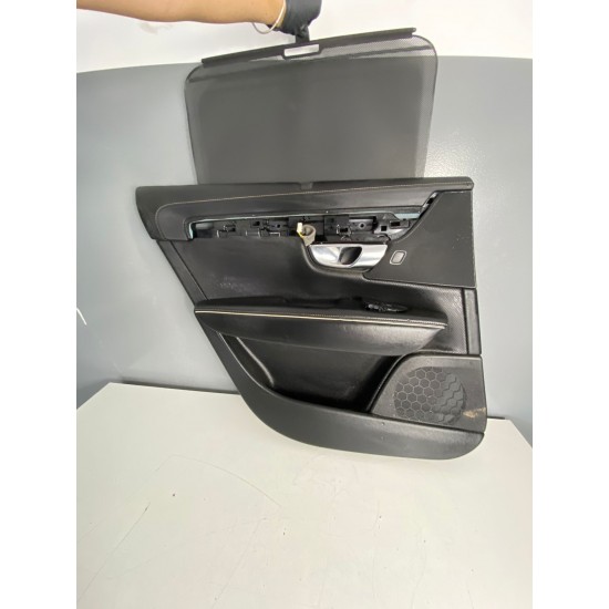 Rear left door panel with sun blind interior VOLVO S90 V90 31393232 31662949 Rear left door panel with sun blind interior VOLVO S90 V90 31393232 31662949