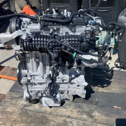 Motor VOLVO V90 2019 B4204T34 36010312
