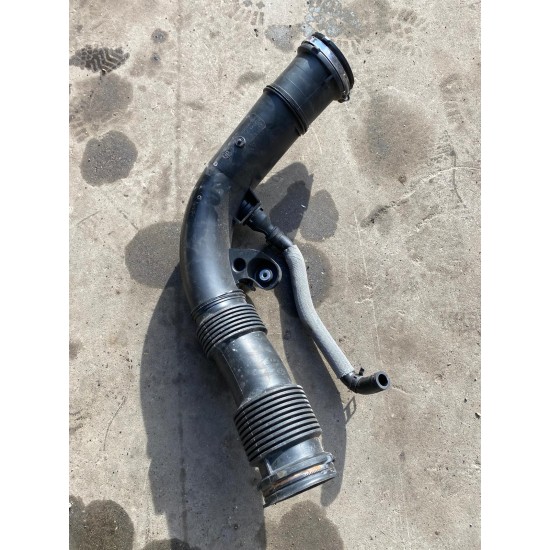 Furtun Admisie Aer Volvo XC60 V90 V90CC XC90 S90 V60 V60CC 31657341