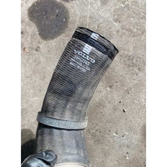 Furtun intercooler VOLVO XC90 XC60 S90 V90 V60 31657743 32222268